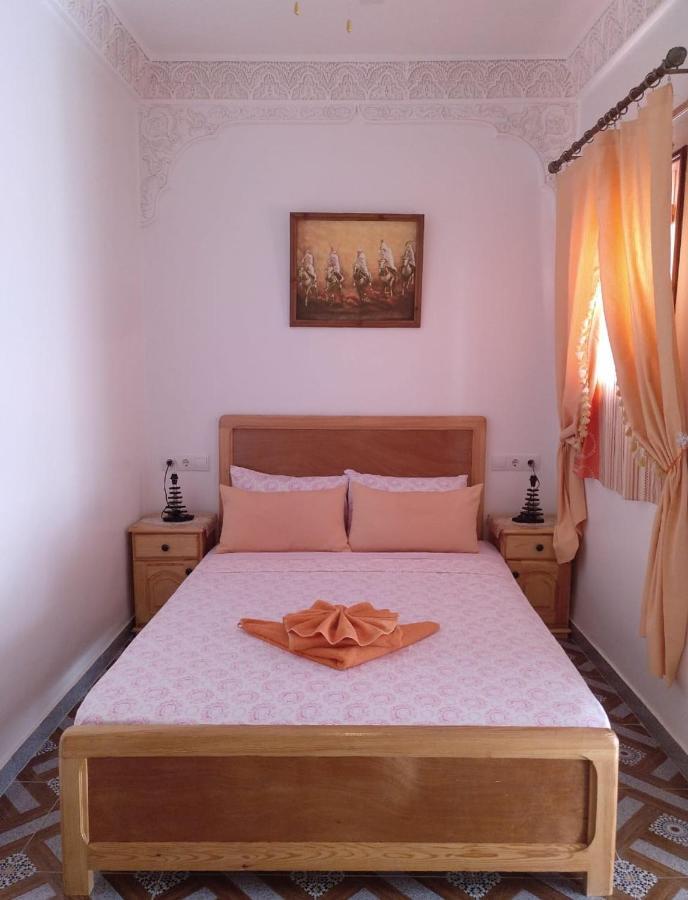 Riad Лараш Екстериор снимка